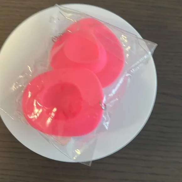 Pink Cowboy Hat Earrings NIP - Picture 5 of 6
